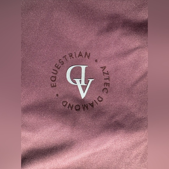 Aztec Diamond Tech Tee Equestrian - Picture 6 of 10